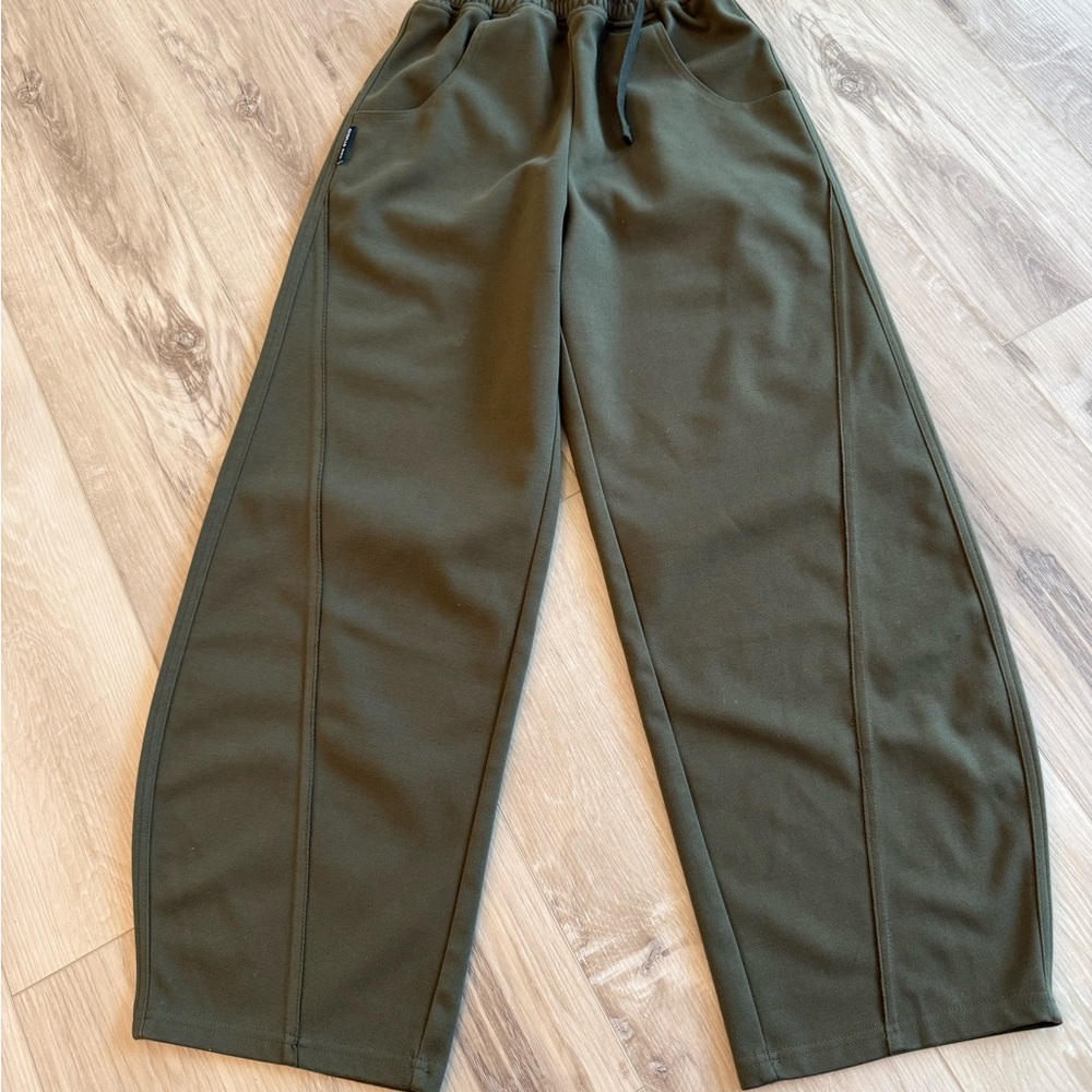 Olive Green Women's Wide-Leg Trousers